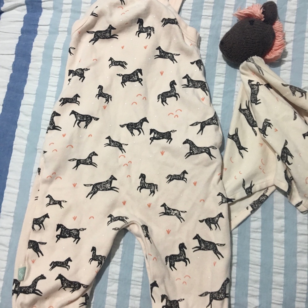 Sleeveless romper Finn and Emma